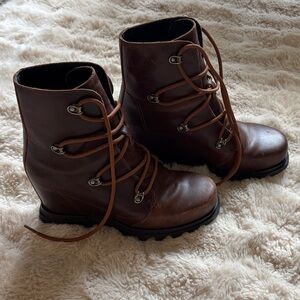 Sorel Brown Lace Up Boots